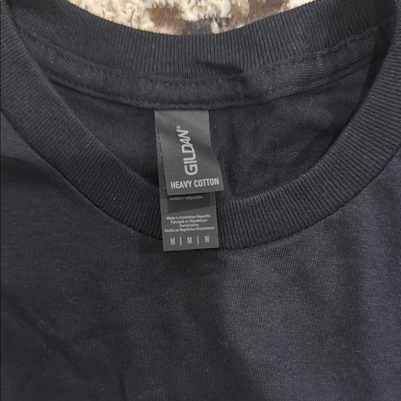 Two faced Printed Short Sleeve Tee size medium - Picture 3 of 4